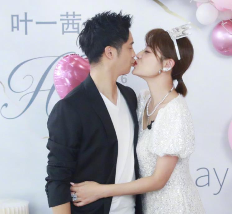 Envy4-1024Tx 玩dota怎么样啊 卡不卡 或者热不热的 能连续玩多久呢?红迪网,分享你的兴趣