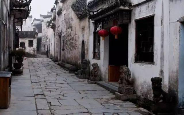 爱彼迎(ABNB.US)董事售出7,510股普通股股份，价值约105.88万美元